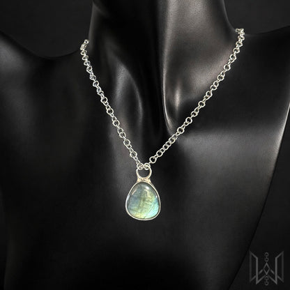 Pendant #1002