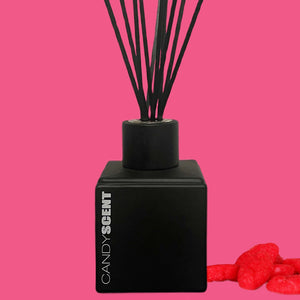 STRAWBERRY CLOUDS Reed Diffuser